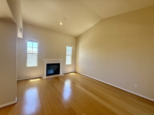 Foto del edificio - 4373 Red Maple Way
