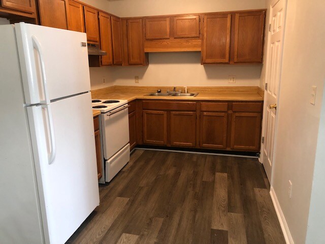 Building Photo - 109 Cord Dr