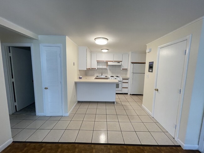 Building Photo - 14 Auna Dr