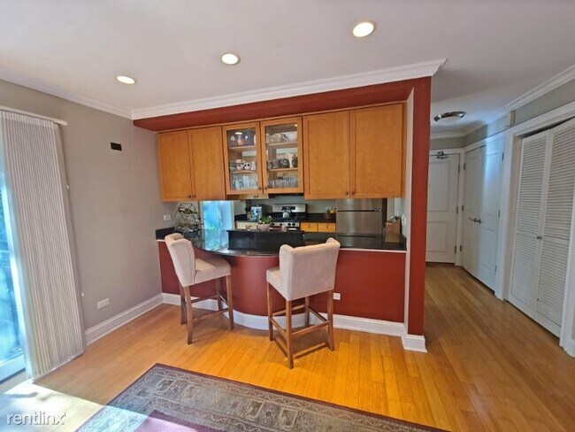 Foto del edificio - 2 br, 2 bath Condo - 122 S Evergreen Ave