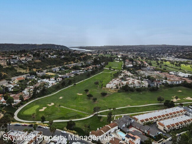 Foto del edificio - 2 br, 2.5 bath House - 7541 Jerez Ct