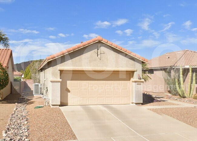 Foto del edificio - 9413 N Desert Mist Ln