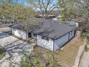 Building Photo - 600 N Mill St