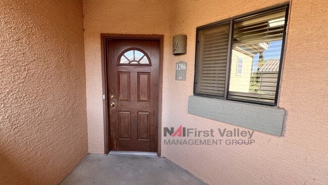 Foto del edificio - 2 Bedrooms, 2 Baths