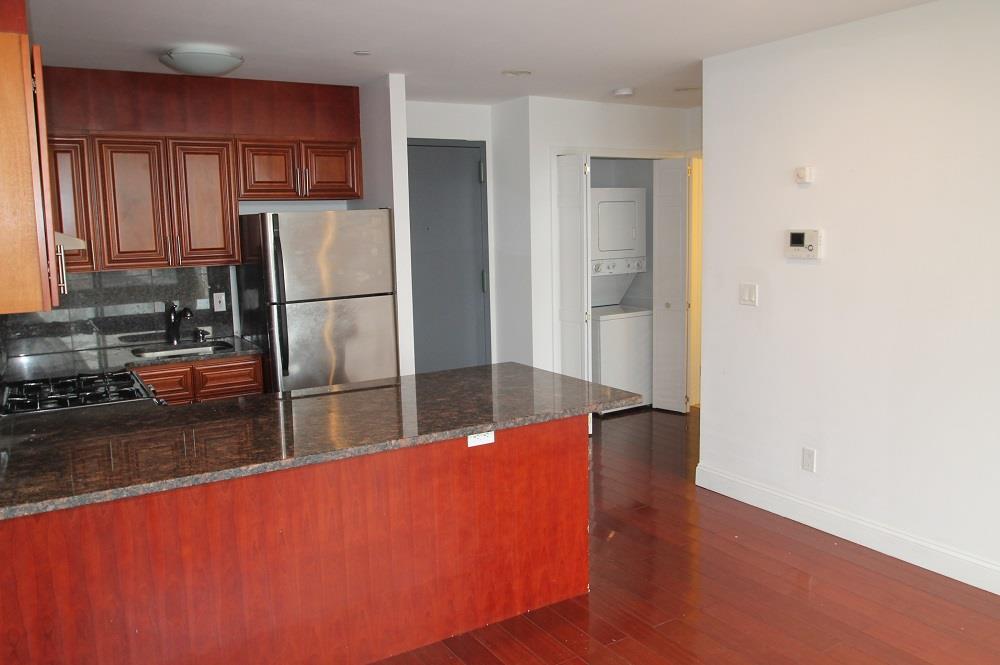 Primary Photo - 1025 47th Rd