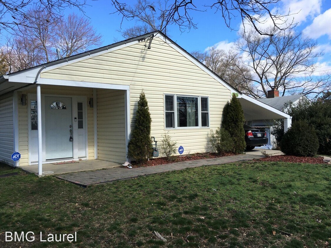3 br, 1.5 bath House 1604 Erskine St House Rental in Hyattsville