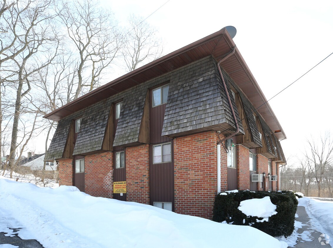 Building Photo - 4 Oldham Ave