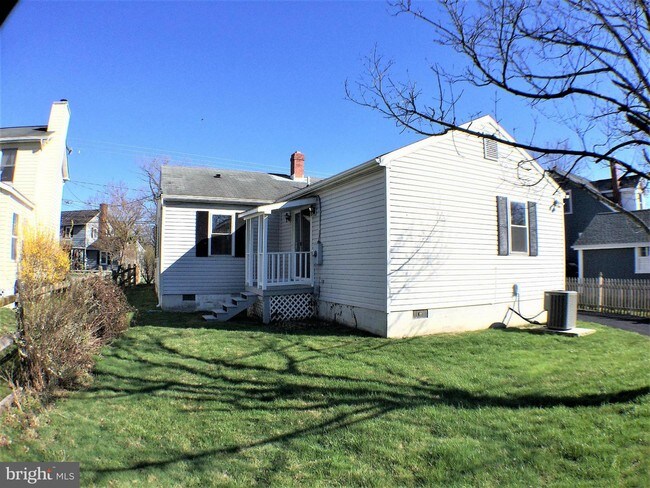 Foto del edificio - 20 S Loudoun St