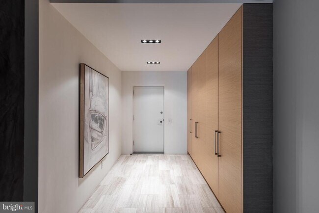 Foto del edificio - 2101 Connecticut Ave NW