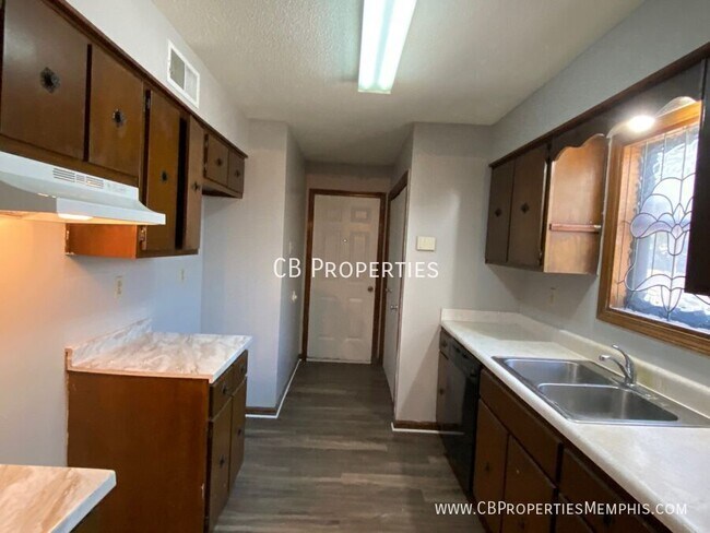 Building Photo - 3483 Coleman Rd