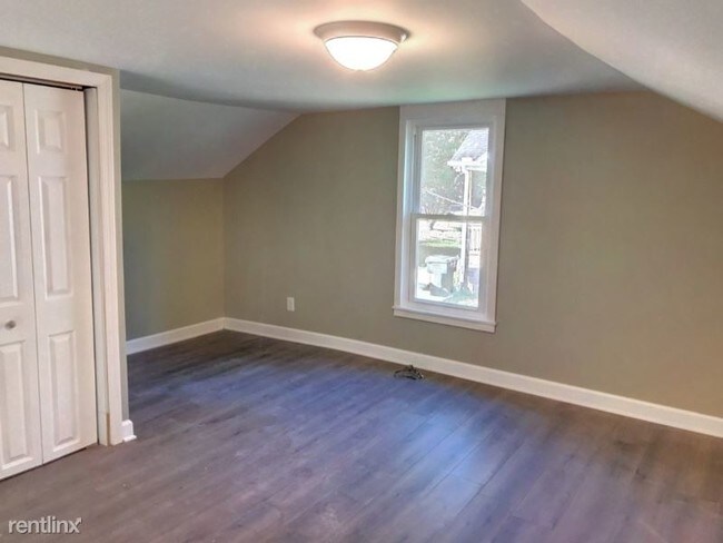Building Photo - 4 br, 2 bath House - 407 High St