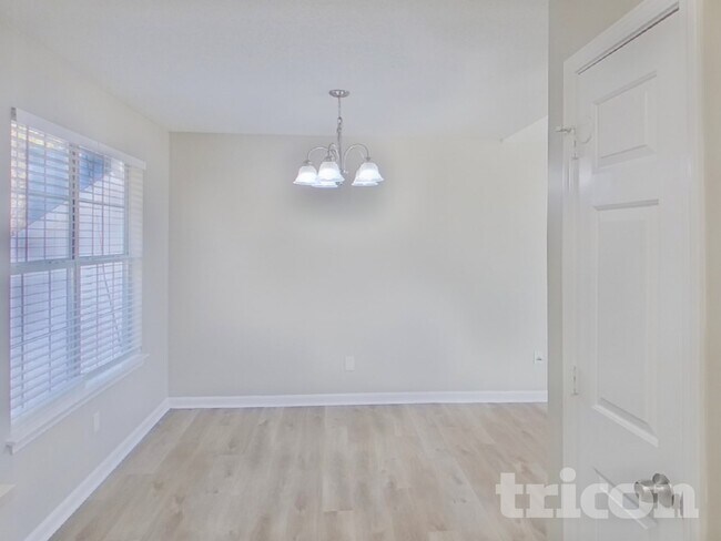 Foto del edificio - 868 Asbury Way