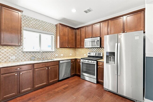 Foto del edificio - 2101 Rivers Edge Way