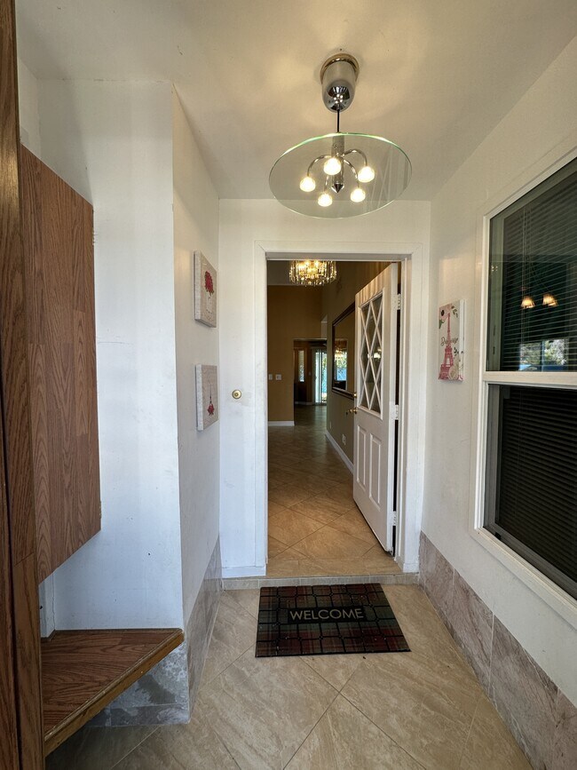 Foto del edificio - 4296 Sandcastle Dr