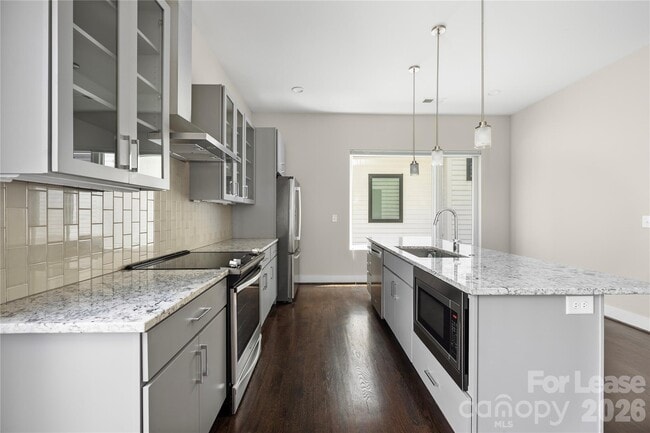 Foto del edificio - 1008 Westbrook Dr