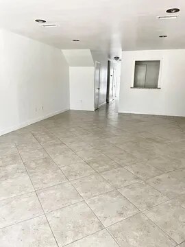Building Photo - 106 Westchester St