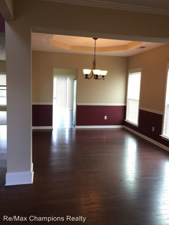 Building Photo - 4 br, 2.5 bath House - 1350 Antietam Drive