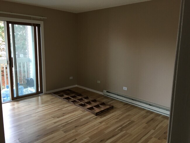 Bedroom with slider to balcony - 1354 Cunat Court