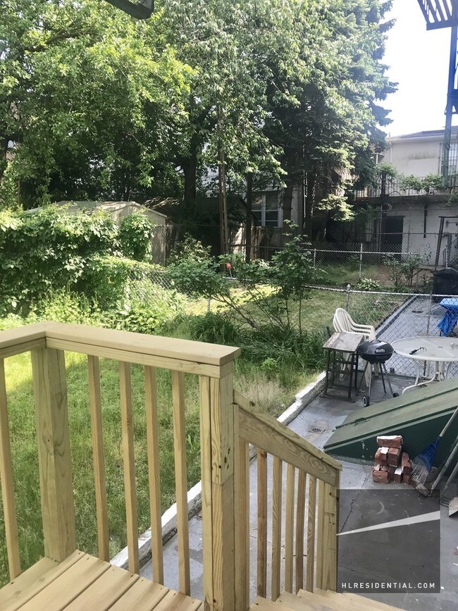 Foto del edificio - 3091 44th St