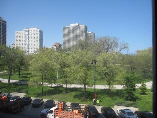Building Photo - 5300 S Shore Dr