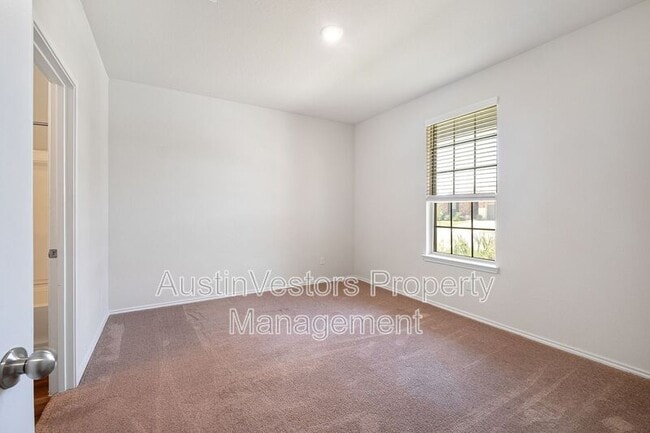 Foto del edificio - 157 Janice Rd