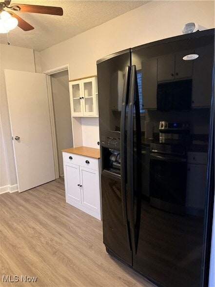 Foto del edificio - 193 Surrey Ln