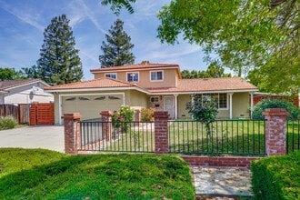 Building Photo - 6198 Ostenberg Dr