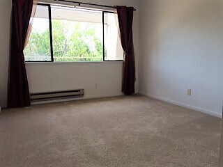 Building Photo - 39224 Guardino Dr