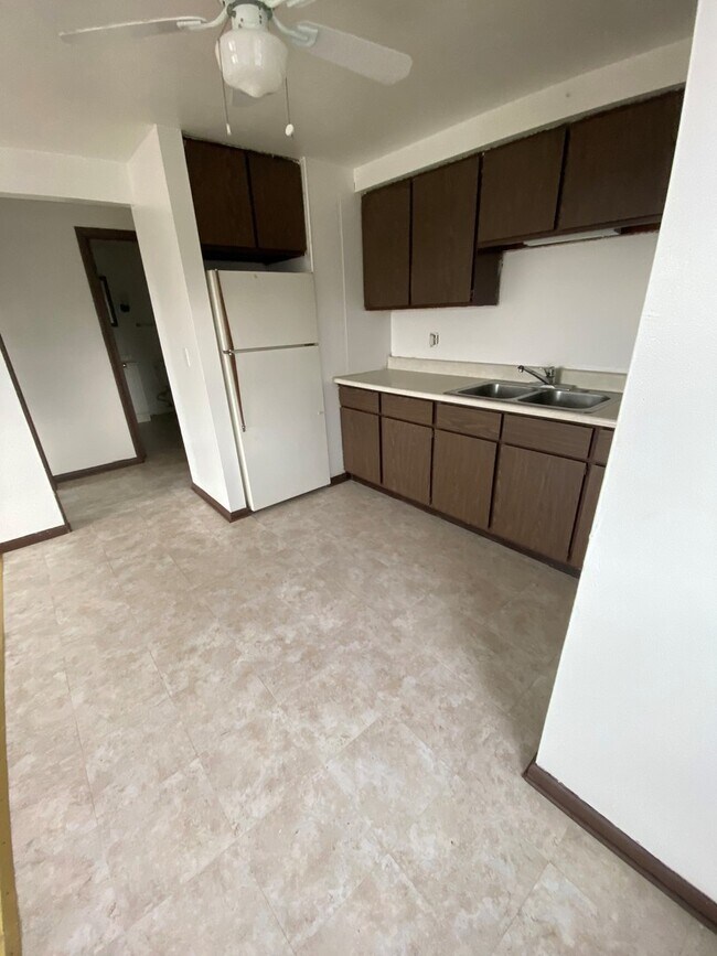 Foto del edificio - 1627 Woodbine Dr