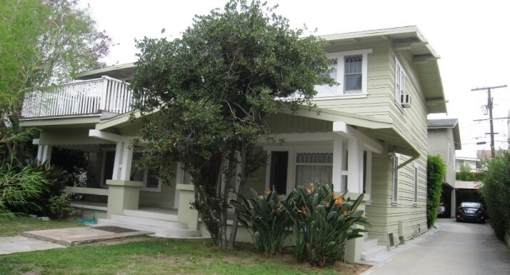 Foto principal - 1800-1802 1/2 N Kenmore Ave