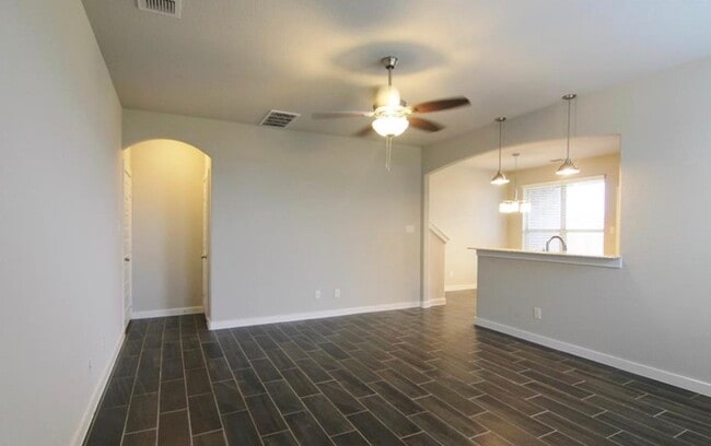 Foto del edificio - 25172 Pacific Wren Dr