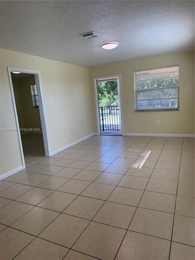 Foto del edificio - 1101 Prospect Rd