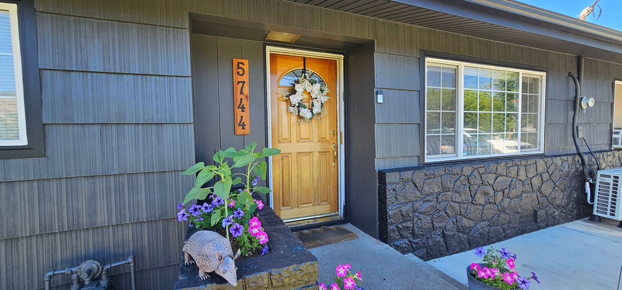 Primary Photo - Three bedroom, Two bath House