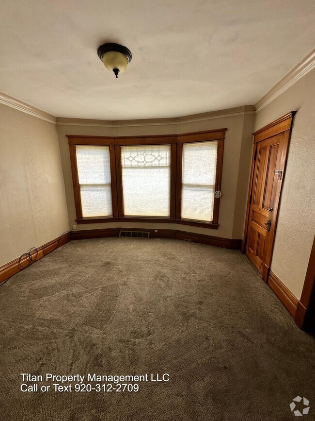 196 Ellis St