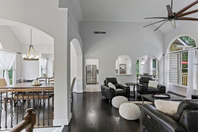 Foto del edificio - 1022 Legacy Walk