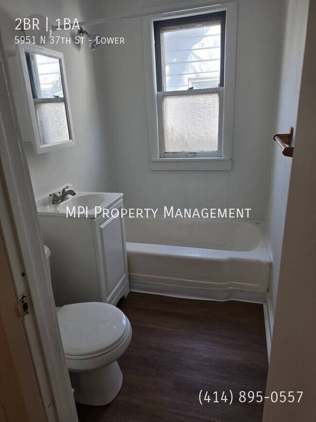 Foto del edificio - 5951 N 37th St