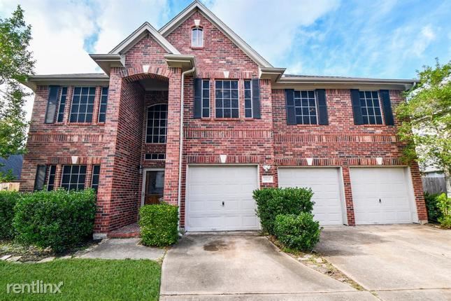 Foto del edificio - 5 br, 3 bath House - 3506 Pine Chase Drive