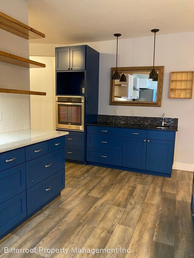 Foto del edificio - 2 br, 1 bath House - 534 S. 1st West