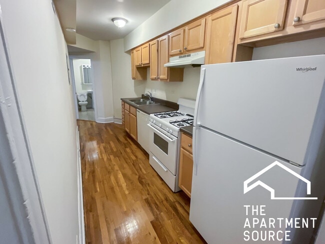 Photo - 2602 N Racine Ave Apartment