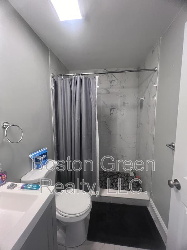 Foto del edificio - 247 L St