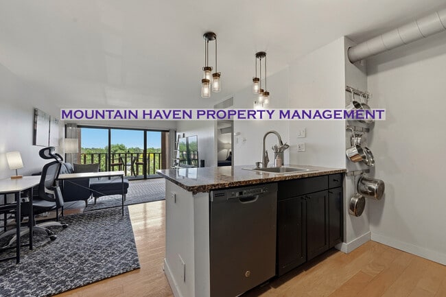 Photo - 400 S Lafayette St Townhome
