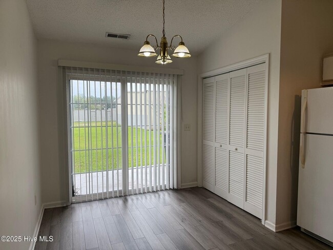 Building Photo - 101 Croatan Ct