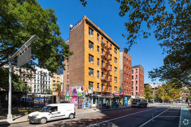 Building Photo - 201-203 Allen St