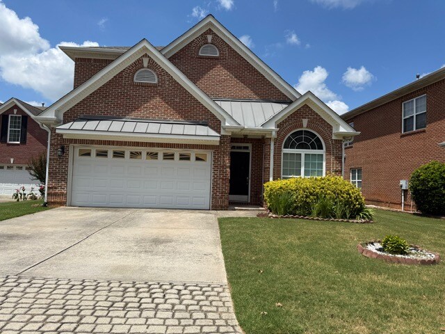 Foto principal - 557 Town Square Way