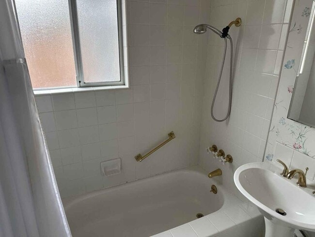 Foto del edificio - 2797 Massachusetts Ave