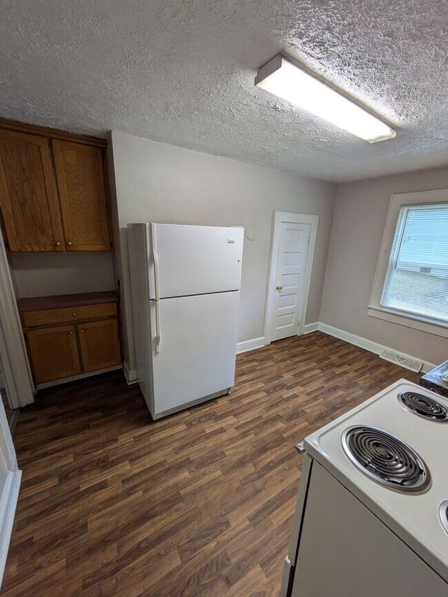 Foto del edificio - 3BD/2BA Home in Hickory