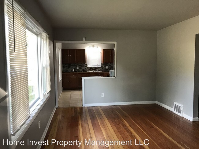 Building Photo - 4376 N 65th St