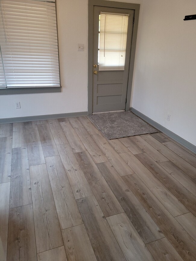 Living Room - 11 Piney Dr
