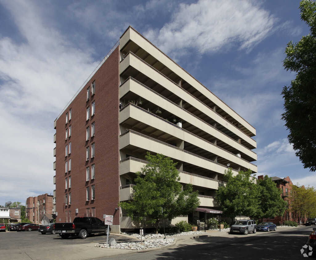 Primary Photo - Humboldt Place Condos