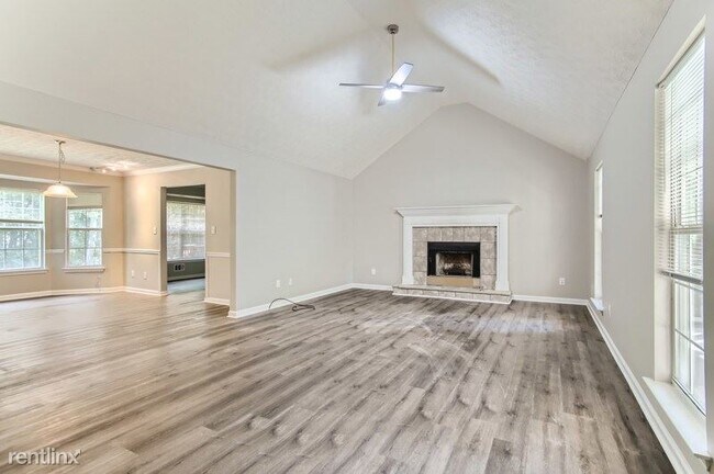 Building Photo - 3 br, 2.5 bath House - 310 Woods Ln UNIT